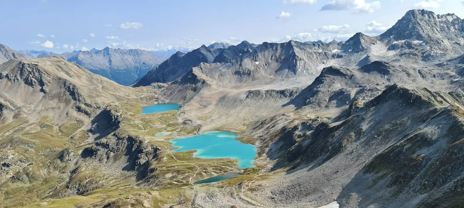 Bergseen in Graubünden von oben